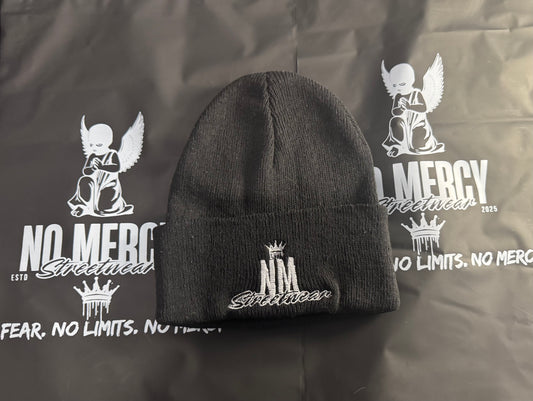 NM black beanie
